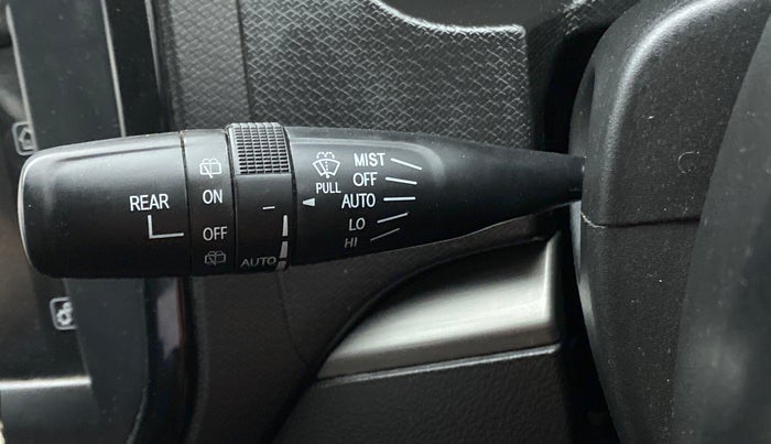 2018 Maruti Vitara Brezza ZDI + AMT, Diesel, Automatic, 49,723 km, Rain Sensing Wipers
