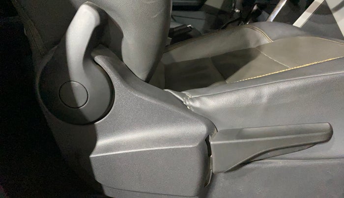 2022 Skoda KUSHAQ STYLE 1.5L TSI DSG, Petrol, Automatic, 50,926 km, Driver Side Adjustment Panel