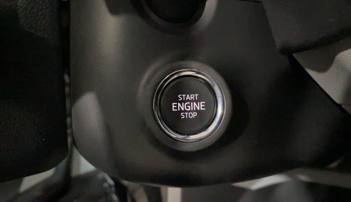 2022 Skoda KUSHAQ STYLE 1.5L TSI DSG, Petrol, Automatic, 50,926 km, Keyless Start/ Stop Button