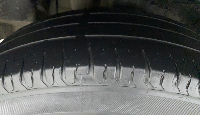 2019 Maruti Dzire VXI, Petrol, Manual, 54,661 km, Right Rear Tyre Tread