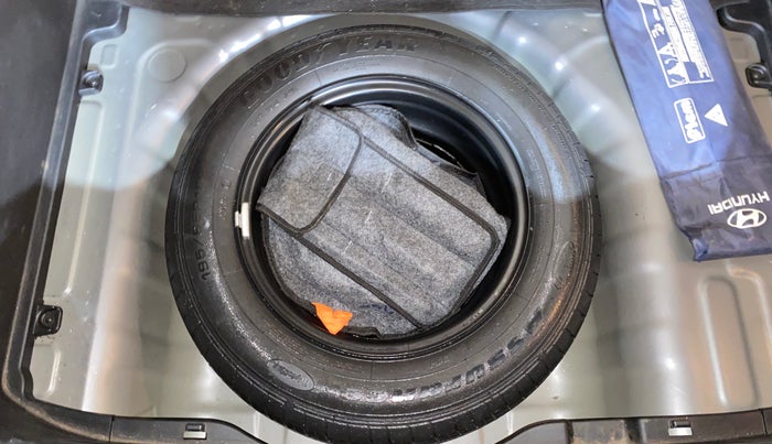 2021 Hyundai VENUE SX PLUS 1.0 TURBO DCT DUAL TONE, Petrol, Automatic, 38,462 km, Spare Tyre