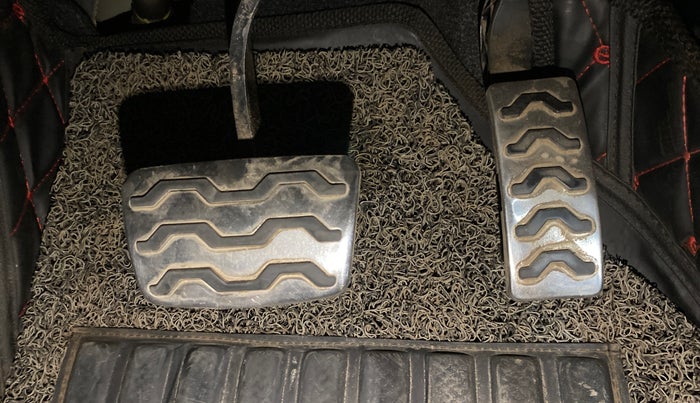 2021 Hyundai VENUE SX PLUS 1.0 TURBO DCT DUAL TONE, Petrol, Automatic, 38,462 km, Pedals