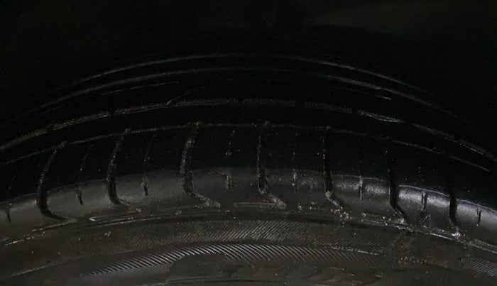 2017 Volkswagen Polo GT TSI AT, Petrol, Automatic, 66,278 km, Right Front Tyre Tread