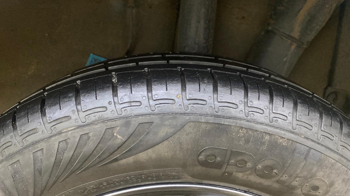 2021 Hyundai GRAND I10 NIOS SPORTZ 1.2 KAPPA VTVT CNG, CNG, Manual, 25,419 km, Left Rear Tyre Tread