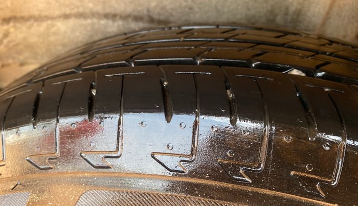 2022 Maruti Celerio ZXI, Petrol, Manual, 5,600 km, Left Rear Tyre Tread