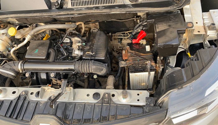 2022 Renault TRIBER RXT, Petrol, Manual, 23,962 km, Engine View - Left