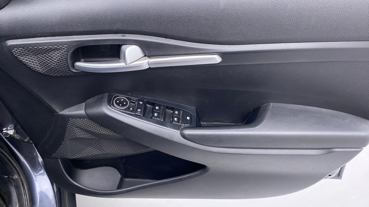 2021 KIA SELTOS HTK PLUS 1.5, Petrol, Manual, 12,858 km, Driver Side Door Panels Control