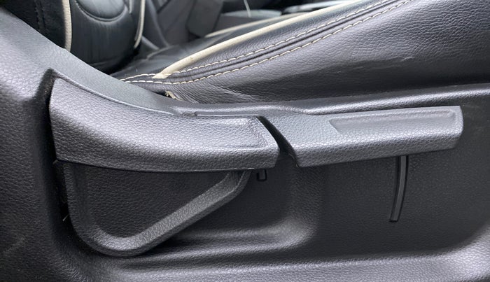 2021 KIA SELTOS HTK PLUS 1.5, Petrol, Manual, 12,858 km, Driver Side Adjustment Panel