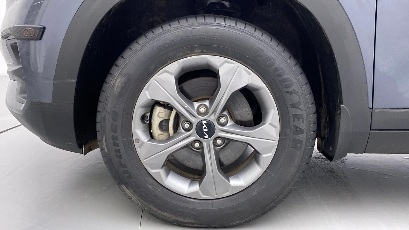 2021 KIA SELTOS HTK PLUS 1.5, Petrol, Manual, 12,858 km, Left Front Wheel