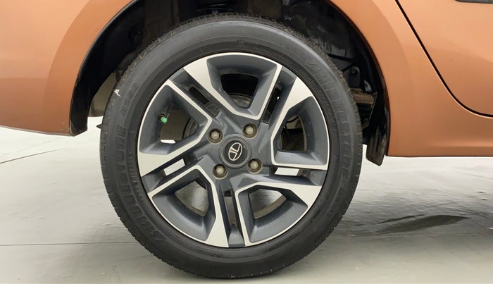 2017 Tata TIGOR XZ (O) PETROL, Petrol, Manual, 32,655 km, Right Rear Wheel