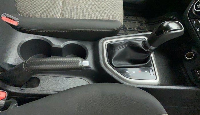 2018 Hyundai Creta SX PLUS AT 1.6 PETROL, Petrol, Automatic, 26,337 km, Gear Lever