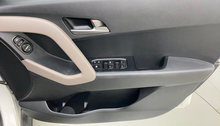 2018 Hyundai Creta SX PLUS AT 1.6 PETROL, Petrol, Automatic, 26,337 km, Driver Side Door Panels Control