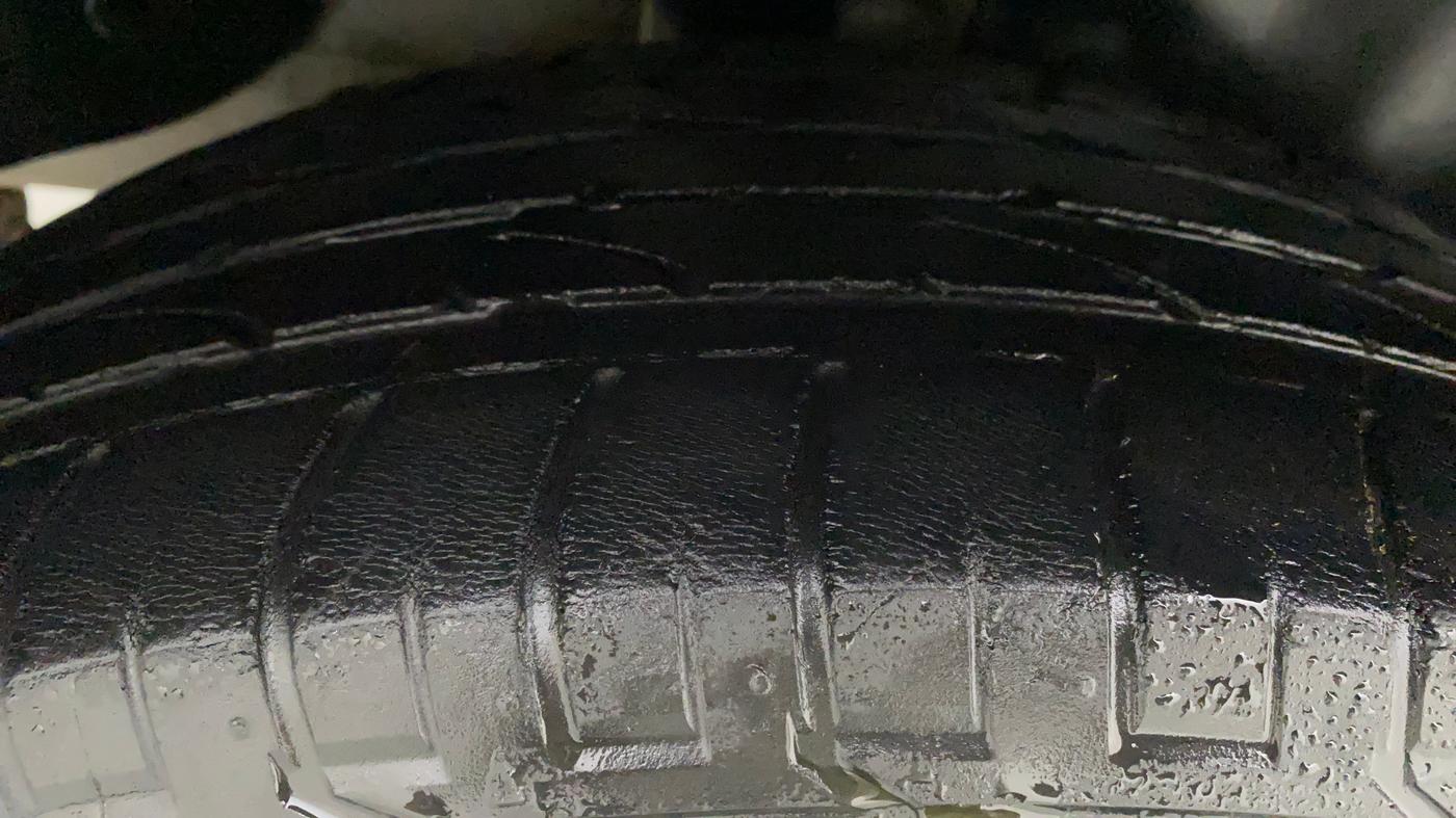 2018 Hyundai Creta SX PLUS AT 1.6 PETROL, Petrol, Automatic, 26,337 km, Right Rear Tyre Tread