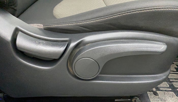 2018 Hyundai Creta SX PLUS AT 1.6 PETROL, Petrol, Automatic, 26,337 km, Driver Side Adjustment Panel
