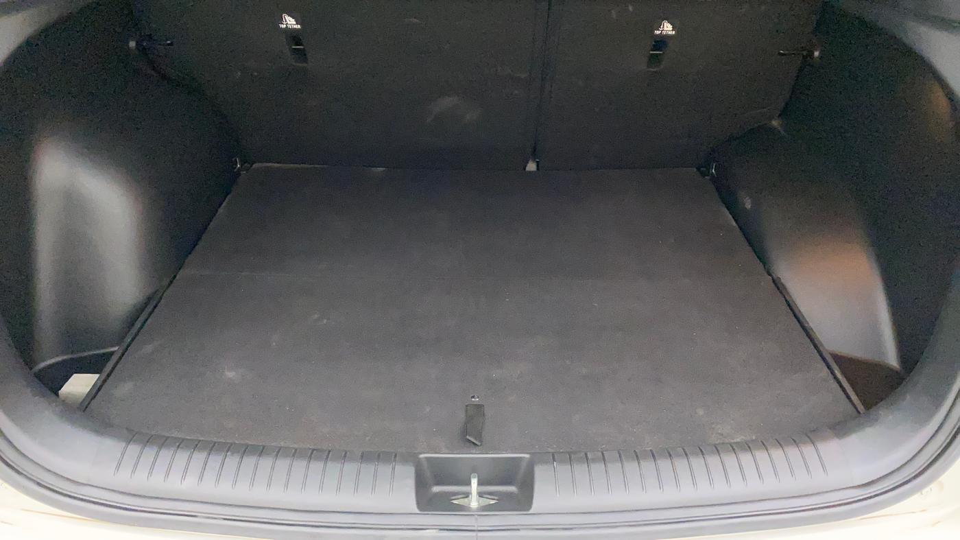2018 Hyundai Creta SX PLUS AT 1.6 PETROL, Petrol, Automatic, 26,337 km, Boot Inside