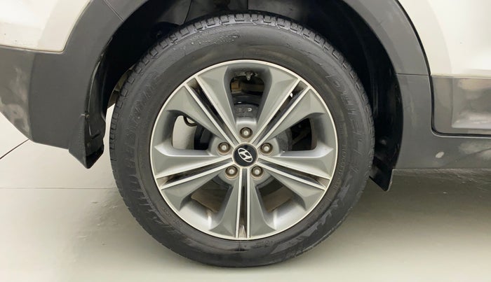 2018 Hyundai Creta SX PLUS AT 1.6 PETROL, Petrol, Automatic, 26,337 km, Right Rear Wheel