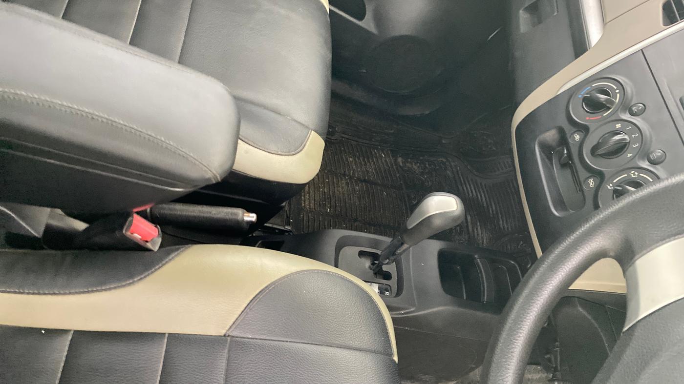 2016 Maruti Wagon R 1.0 VXI (O) AMT, Petrol, Automatic, 14,614 km, Gear Lever