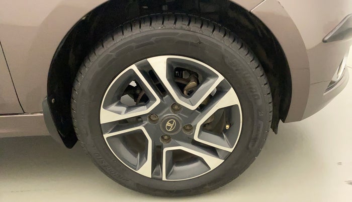 2018 Tata TIGOR XZA PETROL, Petrol, Automatic, 50,755 km, Right Front Wheel