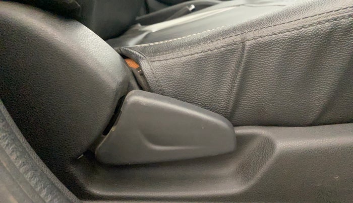 2022 Renault Kwid CLIMBER 1.0 (O), Petrol, Manual, 30,729 km, Driver Side Adjustment Panel