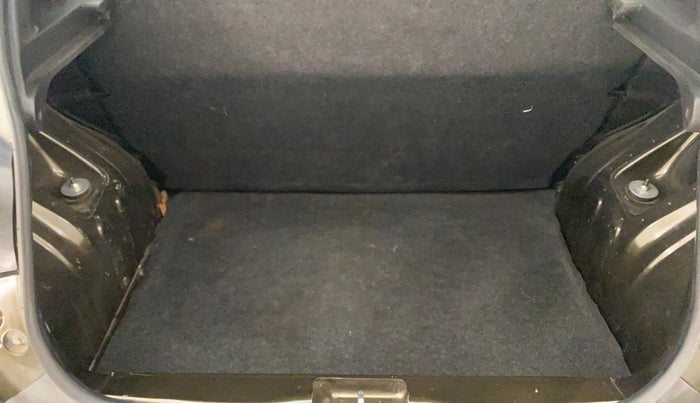 2022 Renault Kwid CLIMBER 1.0 (O), Petrol, Manual, 30,729 km, Boot Inside