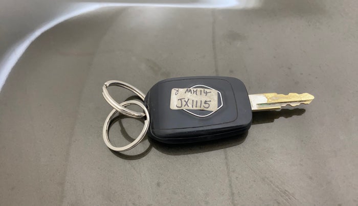 2022 Renault Kwid CLIMBER 1.0 (O), Petrol, Manual, 30,729 km, Key Close Up