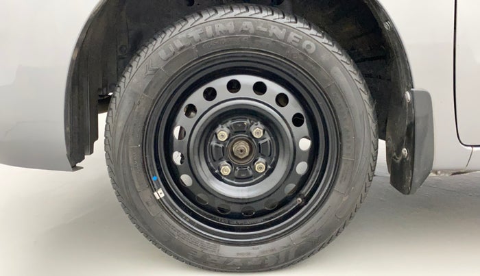 2013 Maruti Wagon R 1.0 VXI, Petrol, Manual, 91,632 km, Left Front Wheel