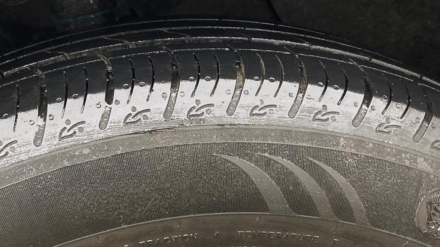 2024 Maruti BREZZA ZXI + SMART HYBRID, Petrol, Manual, 6,852 km, Left Front Tyre Tread