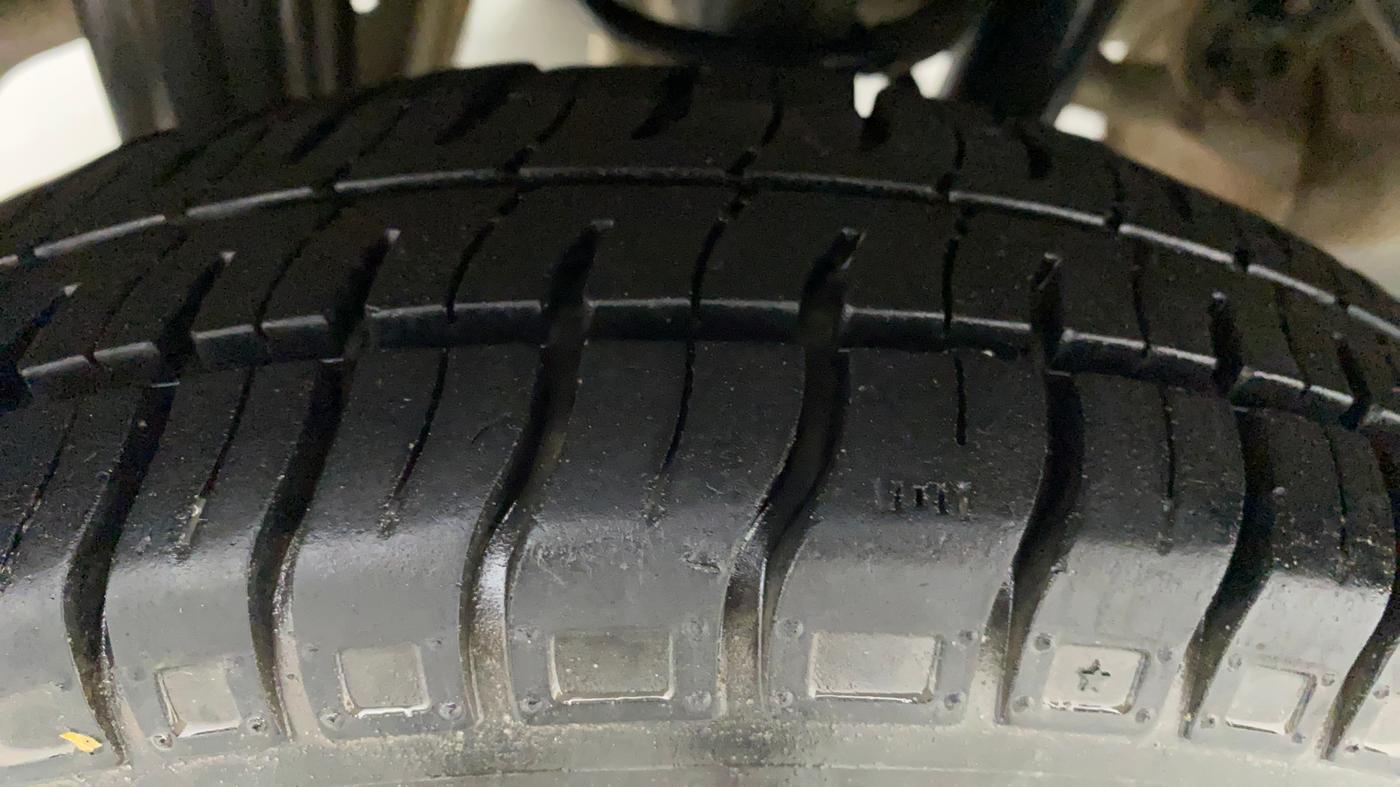 2019 Maruti Alto 800 LXI CNG, CNG, Manual, 18,047 km, Right Rear Tyre Tread