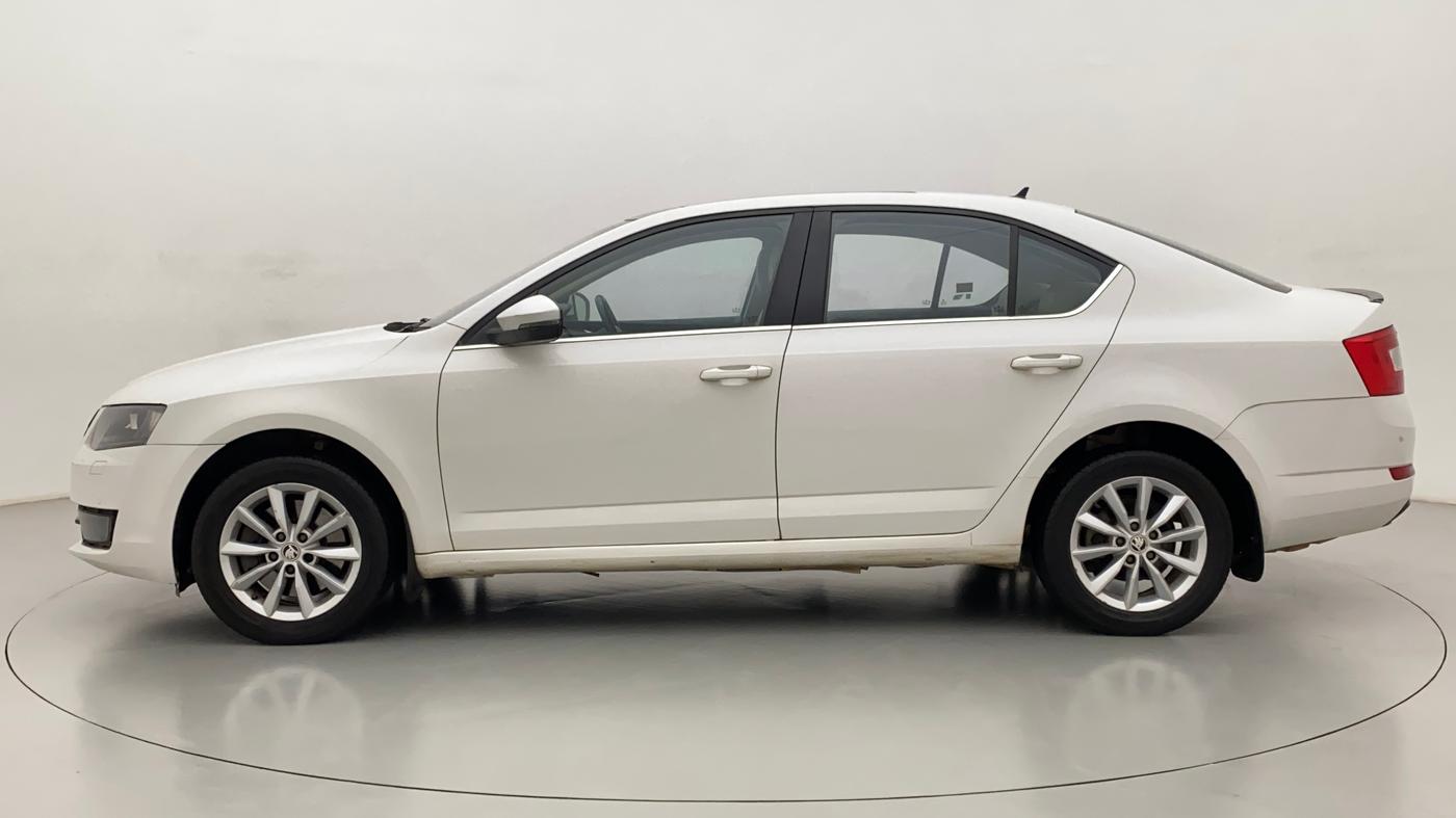 2016 Skoda Octavia 1.8 TSI STYLE PLUS AT, Petrol, Automatic, 92,615 km, Left Side