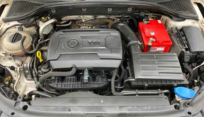 2016 Skoda Octavia 1.8 TSI STYLE PLUS AT, Petrol, Automatic, 92,615 km, Open Bonet