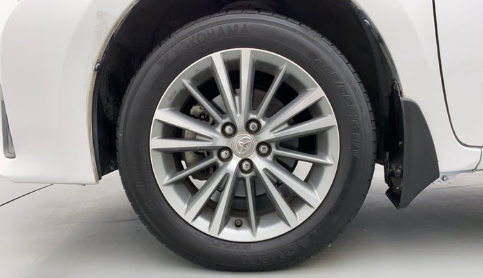 2015 Toyota Corolla Altis VL AT, Petrol, Automatic, 24,463 km, Left Front Wheel