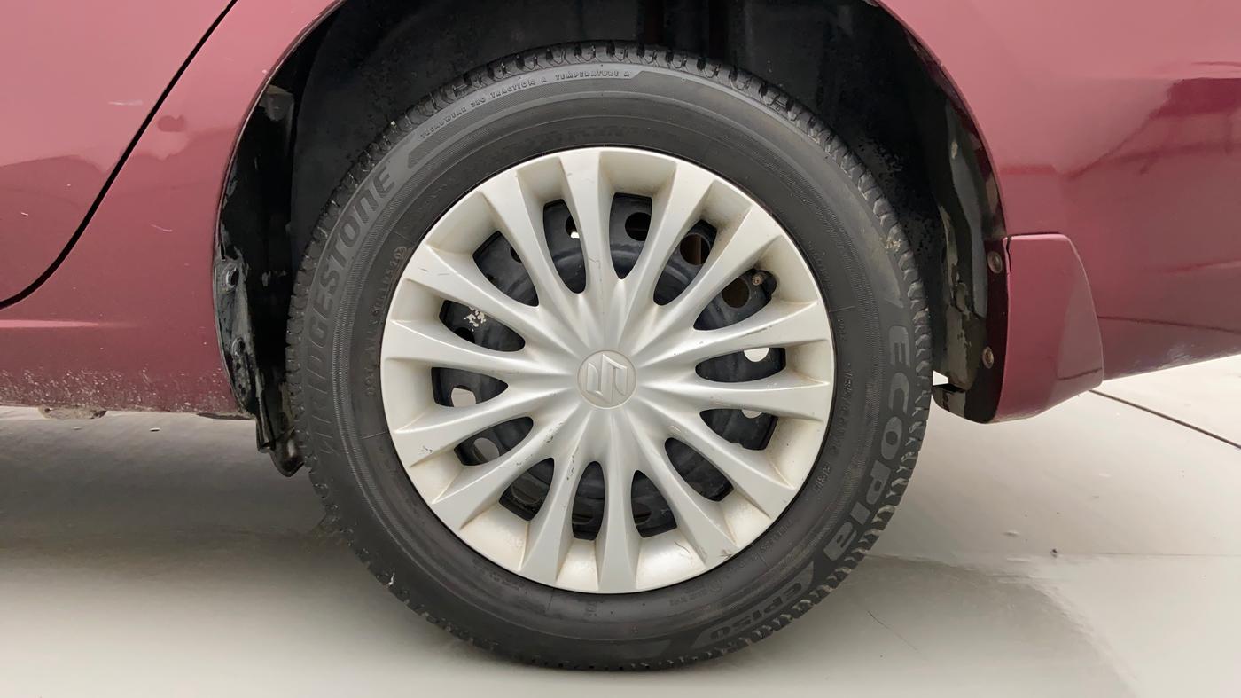 2017 Maruti Ciaz DELTA 1.4 MT PETROL, CNG, Manual, 1,05,815 km, Left Rear Wheel
