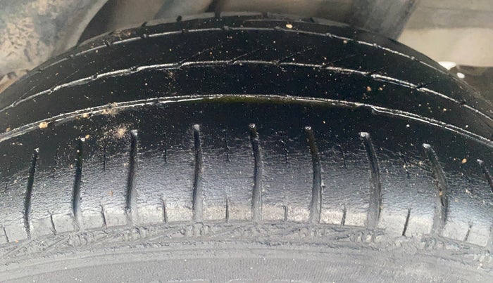2012 Honda Brio S MT, Petrol, Manual, 95,591 km, Left Rear Tyre Tread