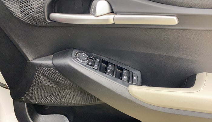 2021 KIA SELTOS HTK PLUS 1.5 IMT, Petrol, Manual, 53,710 km, Driver Side Door Panels Control