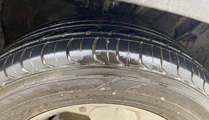 2021 KIA SELTOS HTK PLUS 1.5 IMT, Petrol, Manual, 53,710 km, Right Front Tyre Tread