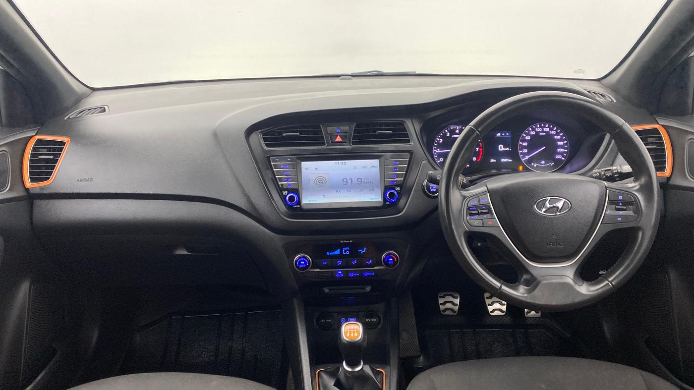 2016 Hyundai i20 Active 1.2 SX, Petrol, Manual, 36,056 km, Dashboard