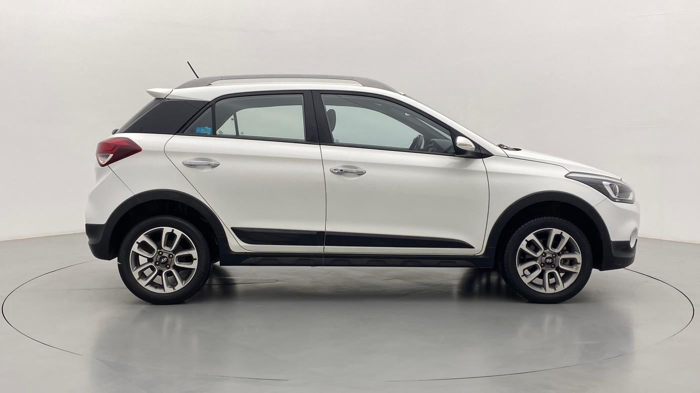2016 Hyundai i20 Active 1.2 SX, Petrol, Manual, 36,056 km, Right Side View