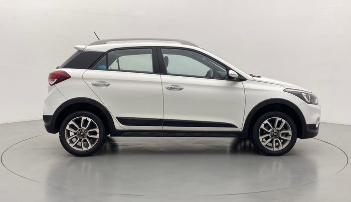 2016 Hyundai i20 Active 1.2 SX, Petrol, Manual, 36,056 km, Right Side View
