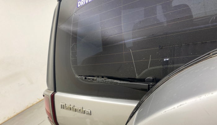 2018 Mahindra TUV300 T8, Diesel, Manual, 1,16,362 km, Rear Wiper