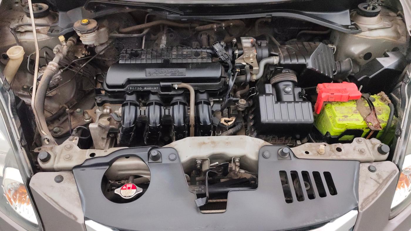 2015 Honda Amaze 1.2L I-VTEC S, Petrol, Manual, 52,065 km, Engine View