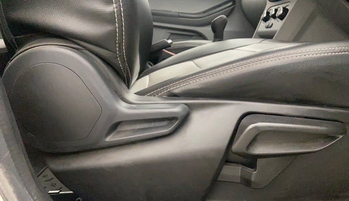 2023 Tata Tiago XT PETROL, Petrol, Manual, 5,425 km, Driver Side Adjustment Panel