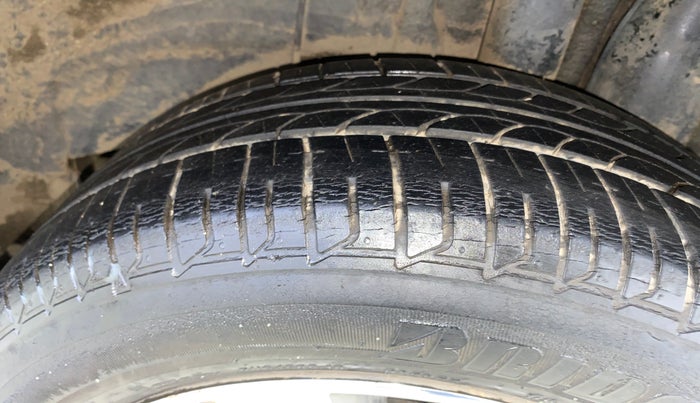 2016 Hyundai i20 Active 1.2 SX, Petrol, Manual, 30,485 km, Left Rear Tyre Tread