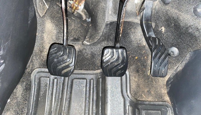 2022 Nissan MAGNITE XE, Petrol, Manual, 36,991 km, Pedals