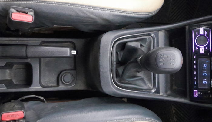 2022 Tata PUNCH PURE MT, Petrol, Manual, 59,254 km, Gear Lever