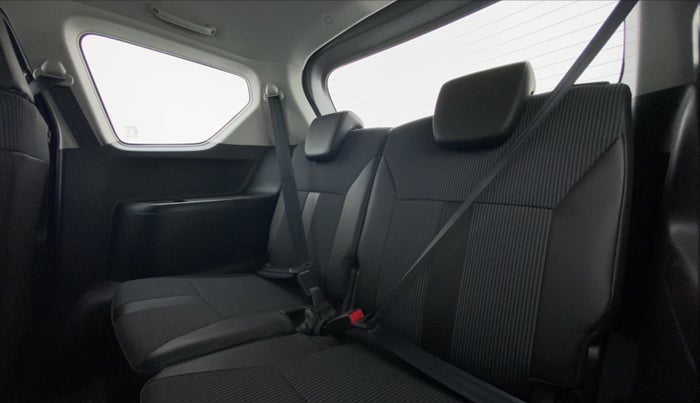 2019 Maruti XL6 ZETA AT SHVS, Petrol, Automatic, 27,054 km, Third Seat Row ( optional )