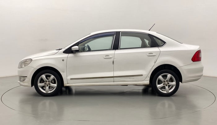 2014 Skoda Rapid ELEGANCE 1.6 TDI MT, Diesel, Manual, 51,091 km, Left Side