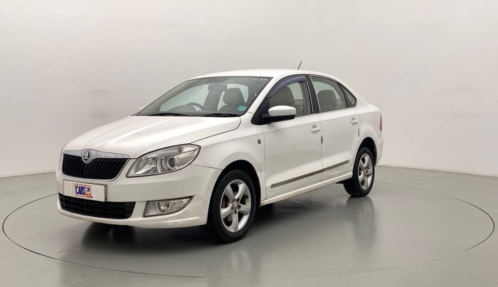 2014 Skoda Rapid ELEGANCE 1.6 TDI MT, Diesel, Manual, 51,091 km, Left Front Diagonal