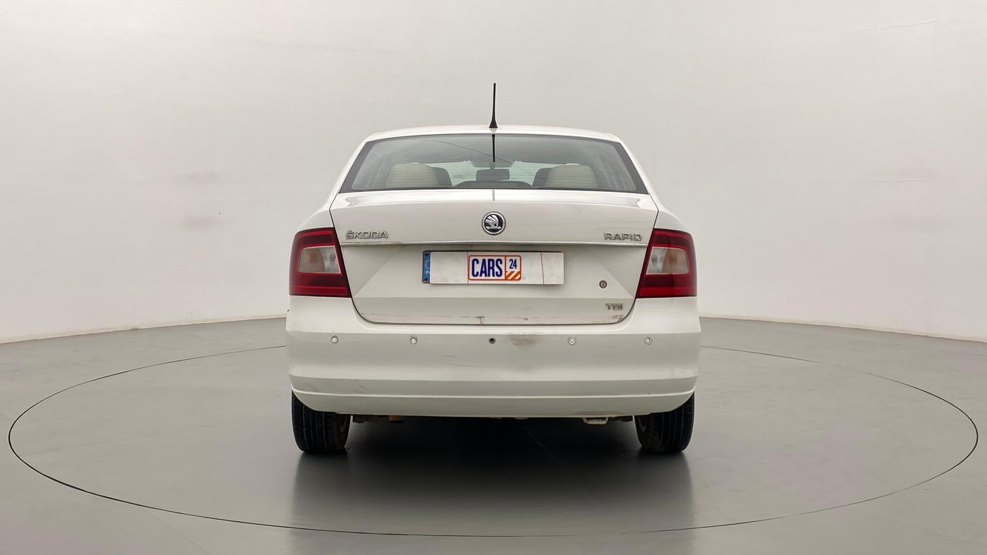 2014 Skoda Rapid ELEGANCE 1.6 TDI MT, Diesel, Manual, 51,091 km, Back/Rear