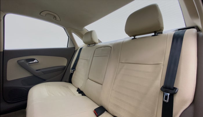 2014 Skoda Rapid ELEGANCE 1.6 TDI MT, Diesel, Manual, 51,091 km, Right Side Rear Door Cabin
