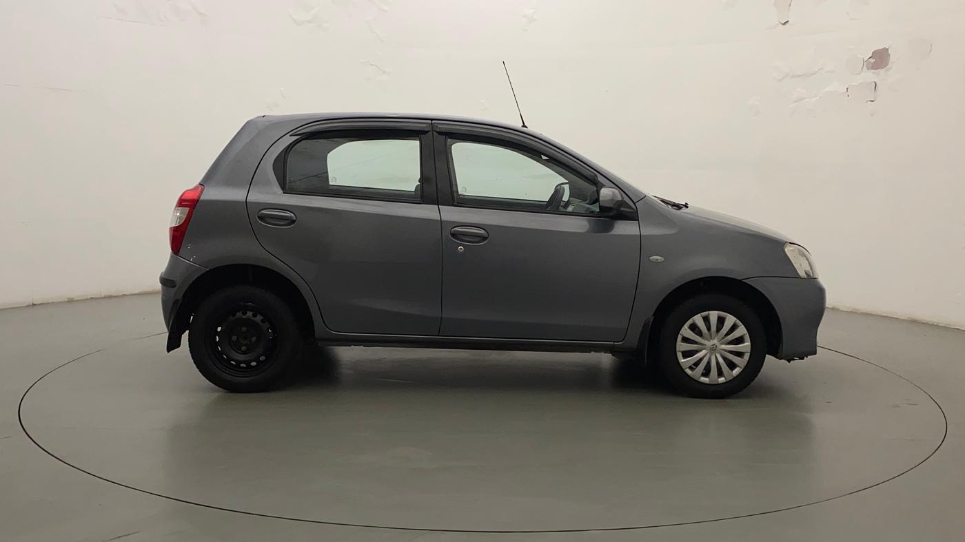 2013 Toyota Etios Liva G, Petrol, Manual, 35,060 km, Right Side